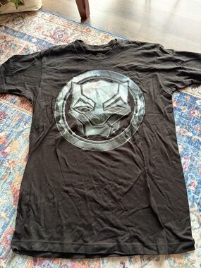 Marvel Black Short-Sleeve T-Shirt with Metallic Teal Panther Emblem